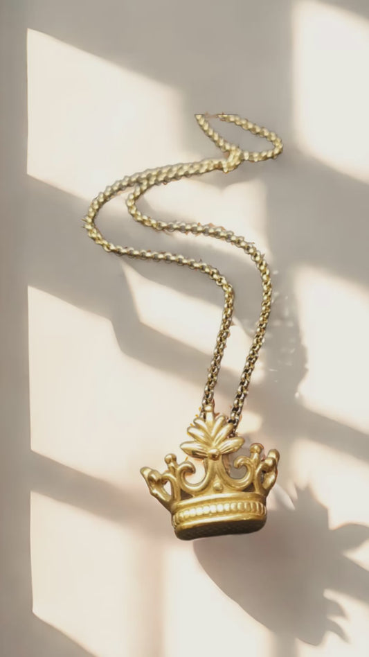 Crown Necklace